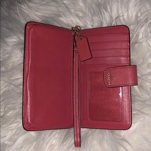 Coach Bags - COACH IPhone 5 Wallet Wristlet Coach Bags - COACH IPhone 5 Wallet Wristlet